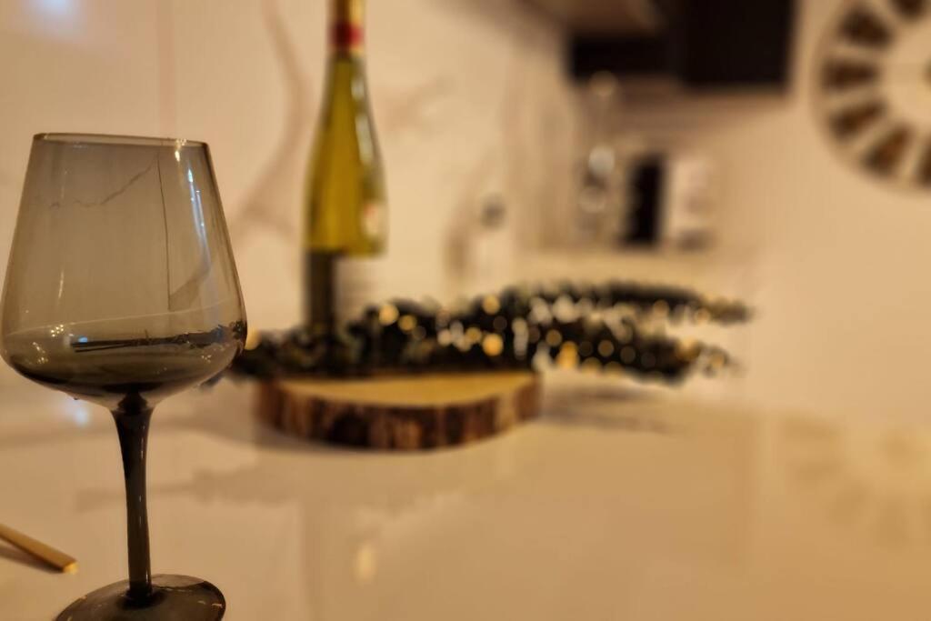 Suite Prestige Logement Neuf Avec Spa Et Ecran De Cinema En Rez De Jardin Κολμάρ Εξωτερικό φωτογραφία